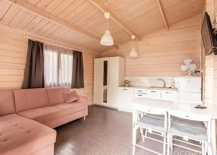 Semesterbostad Siodme Niebo *